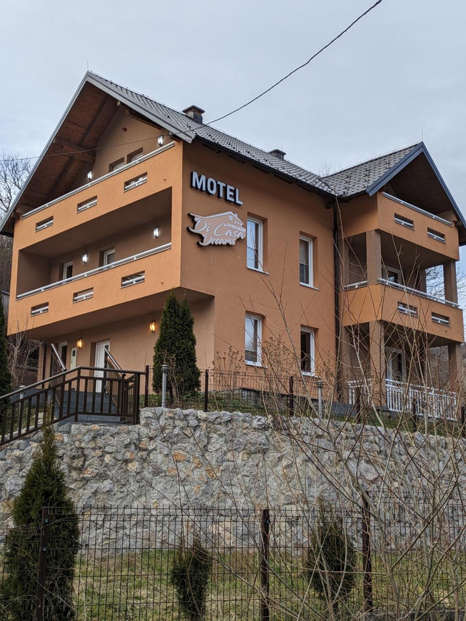 Apartmani Di Casa Dreams Donji Vakuf Екстериор снимка